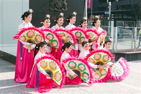 스기모토 아야, 일본과 한국의 문화 교류에서 빛나는 별